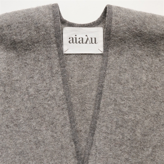 Aiayu Avery Poncho, Pure Grey